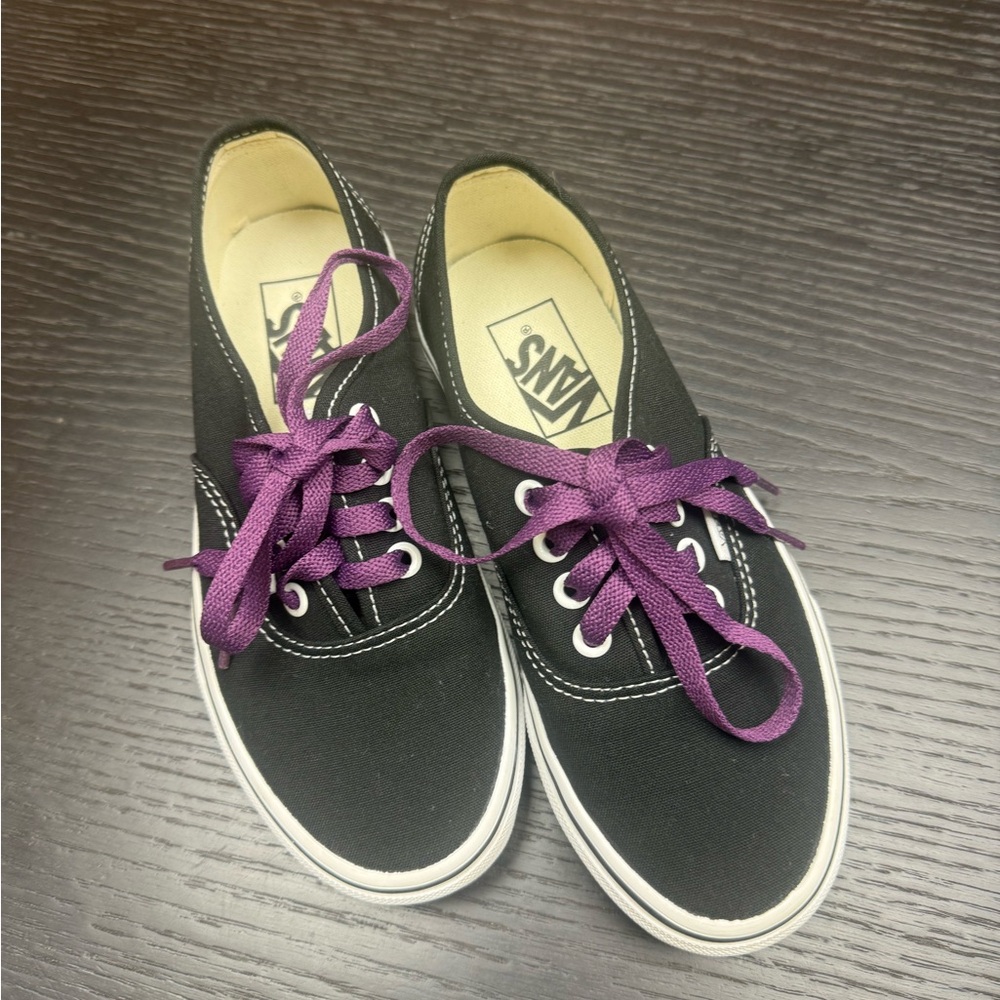 Vans Black Canvas Sneakers with Purple Accents 💜